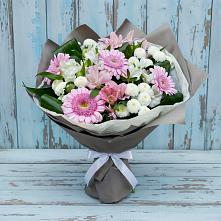 Букет цветов из:  Герберы, Альстромерии и Хризантемы в Шараповой Охоте