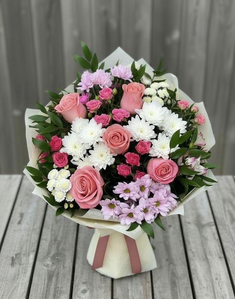 Букет цветов из: Альстромерии, Гвоздики, Розы и Хризантемы в Шараповой Охоте