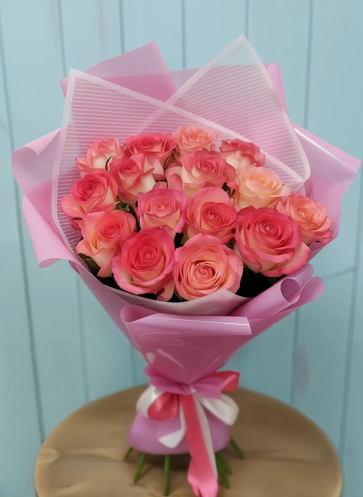 Букет 15 Розовых роз Равель в Шараповой Охоте