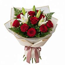 Букет цветов из:  Лилии и Розы в Шараповой Охоте