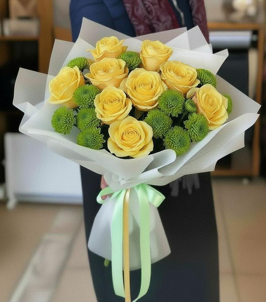 Букет цветов из: Хризантемы и Розы в Шараповой Охоте