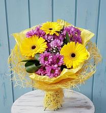 Букет цветов из:  Хризантемы и Герберы в Шараповой Охоте