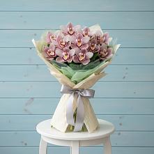 Букет цветов из:  Орхидеи и Розы в Шараповой Охоте