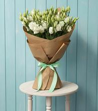 Букет цветов из:  Лизиантусы в Шараповой Охоте