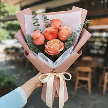 Букет цветов из:  Розы в Шараповой Охоте