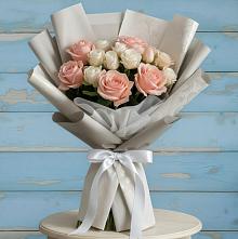 Букет цветов из:  Розы #REPLACE_PRED# Шараповой Охоте