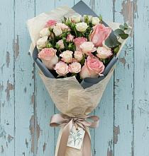 Букет цветов из:  Розы в Шараповой Охоте