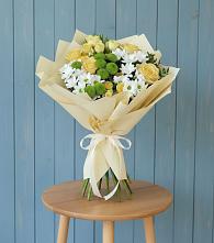 Букет цветов из:  Хризантемы и Розы в Шараповой Охоте