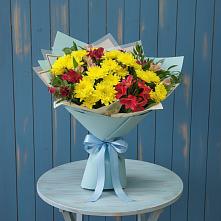 Букет цветов из:  Альстромерии и Хризантемы в Шараповой Охоте