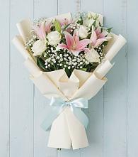 Букет цветов из:  Лилии в Шараповой Охоте