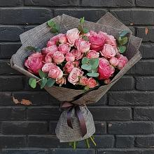 Букет цветов из:  Розы в Шараповой Охоте